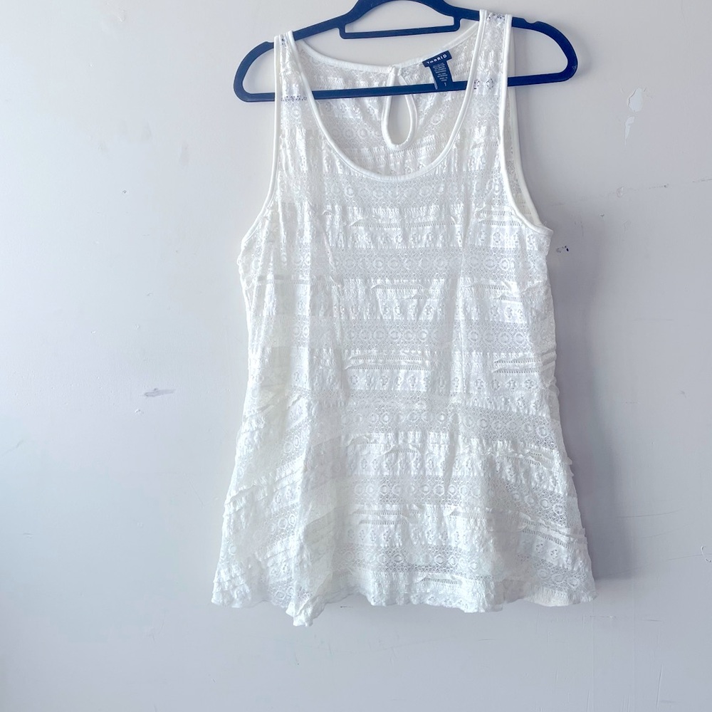 Torrid White Lace Peplum Scoop Neck Sleeveless Tank  in Size 1